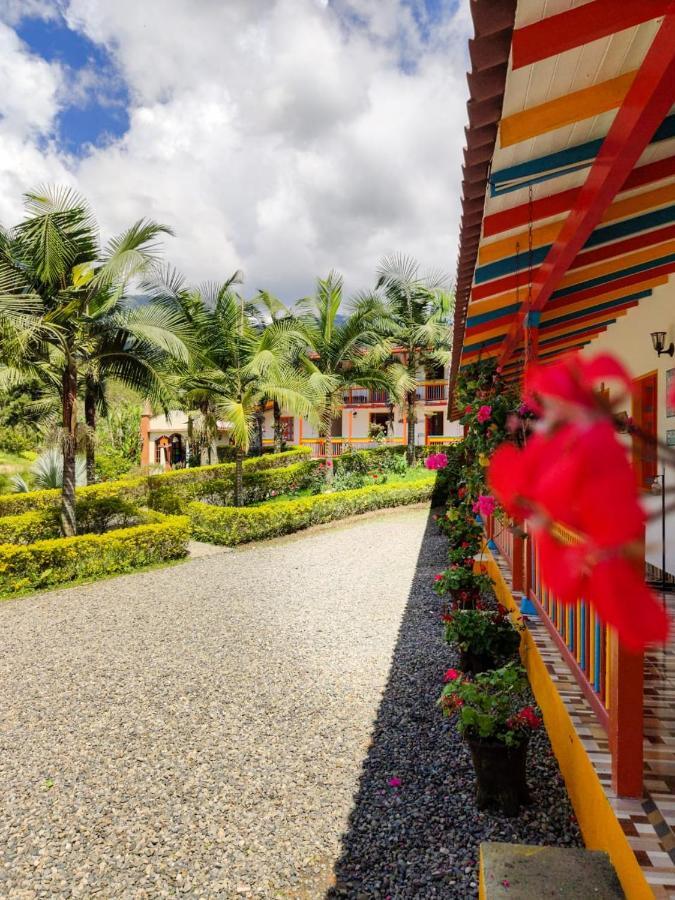 Hosteria El Paraiso Hotel Jardín Exterior photo