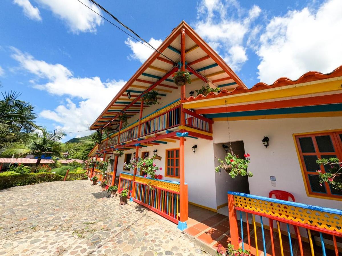 Hosteria El Paraiso Hotel Jardín Exterior photo