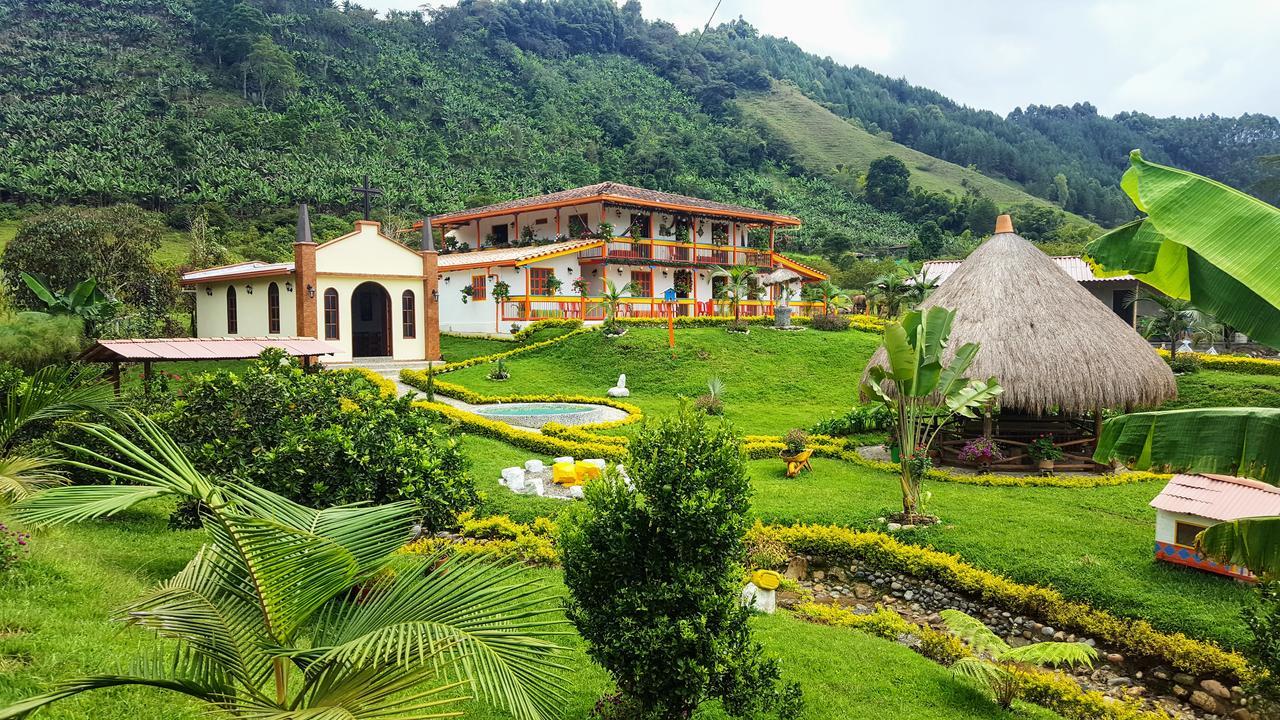Hosteria El Paraiso Hotel Jardín Exterior photo