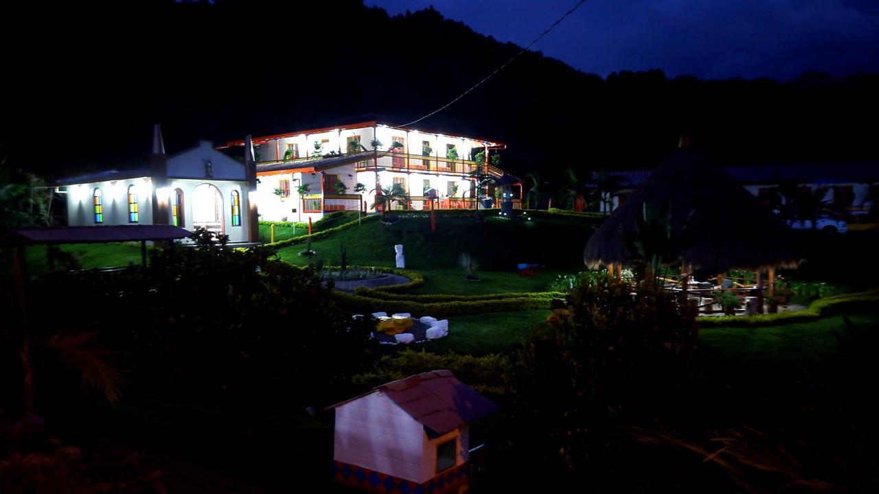 Hosteria El Paraiso Hotel Jardín Exterior photo