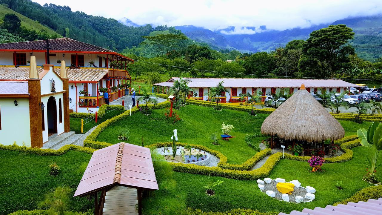 Hosteria El Paraiso Hotel Jardín Exterior photo